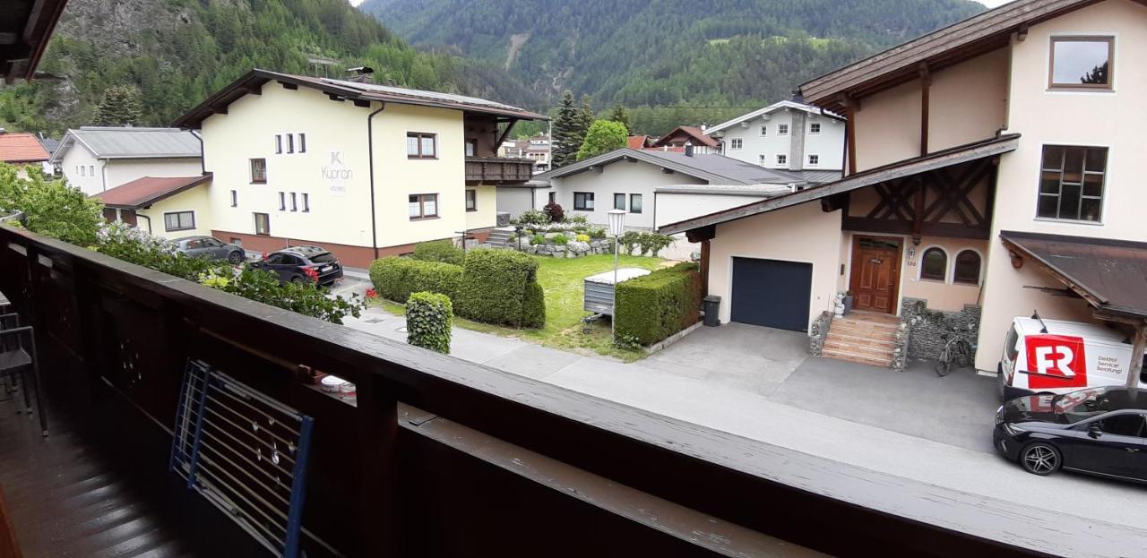 Ferienwohnung Haus Helene Prantl Längenfeld Exterior foto